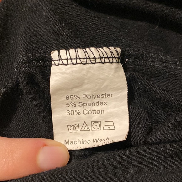 “The Great Wave off Kanagawa” Black T-Shirt (Size L) - Picture 5 of 8